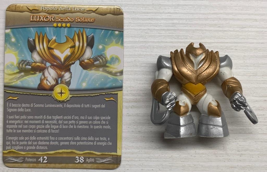 Gormiti Eclissi Suprema - Luxor Scudo Solare con carta