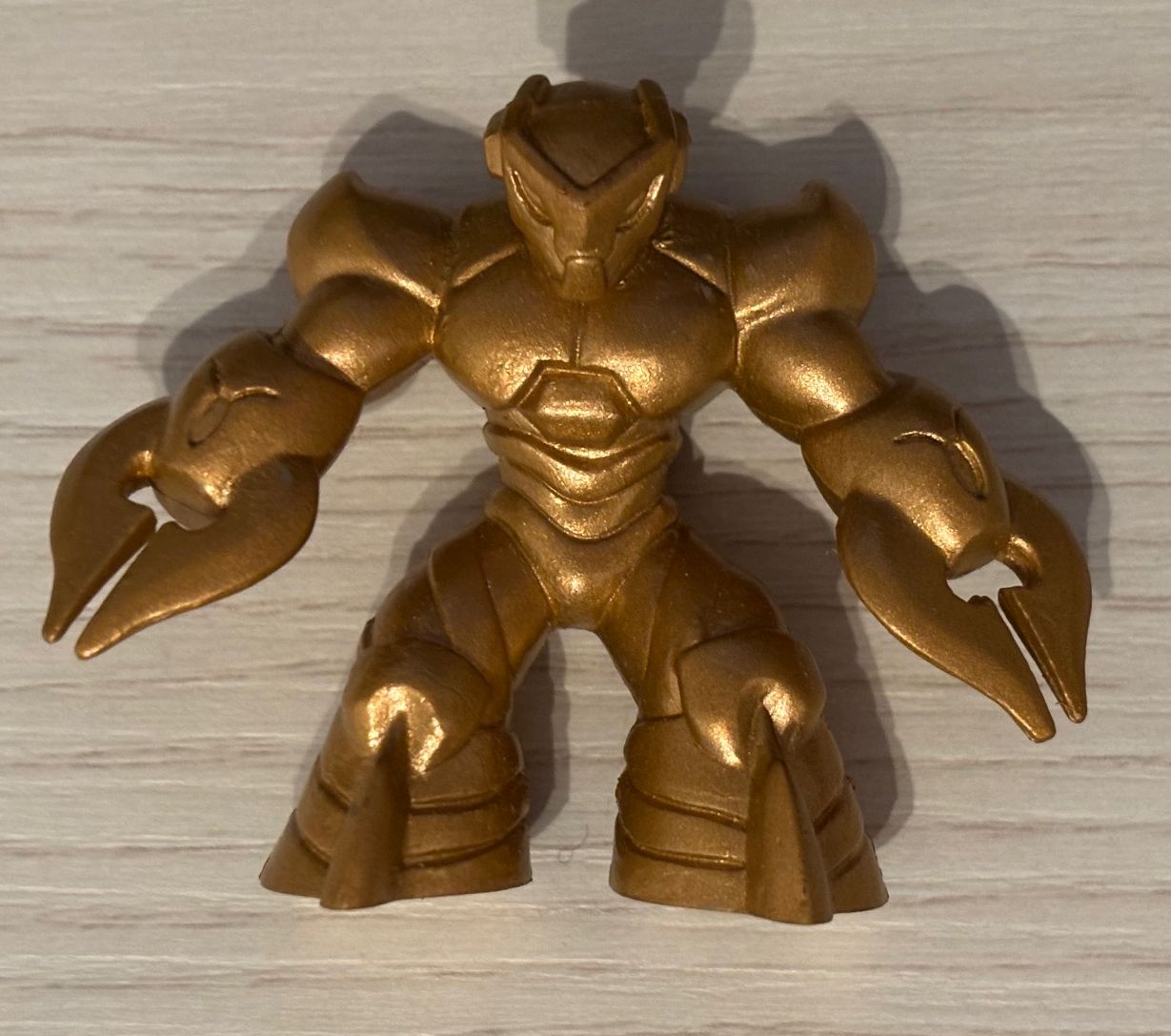 Gormiti Eclissi Suprema - Plasmarei Tenaglie di Luce Gold