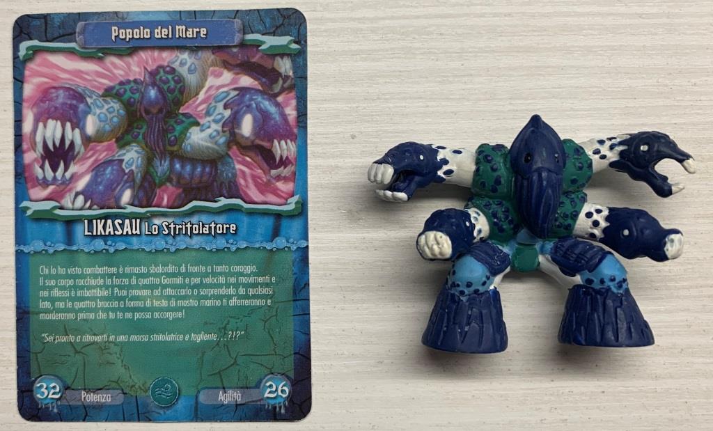 Gormiti Elemental Fusion - Likasau lo Stritolatore con carta