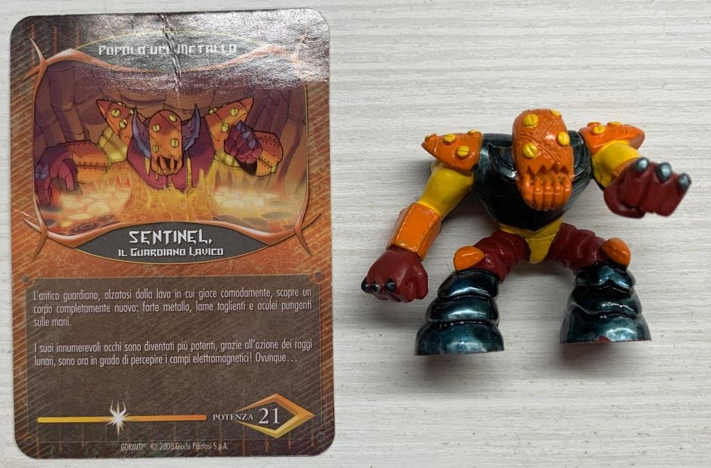 Gormiti Final Evolution - Sentinel il Guardiano Lavico con carta