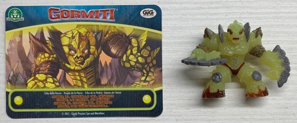 Gormiti Luxion - Rozen il Cristallo del Deserto con carta