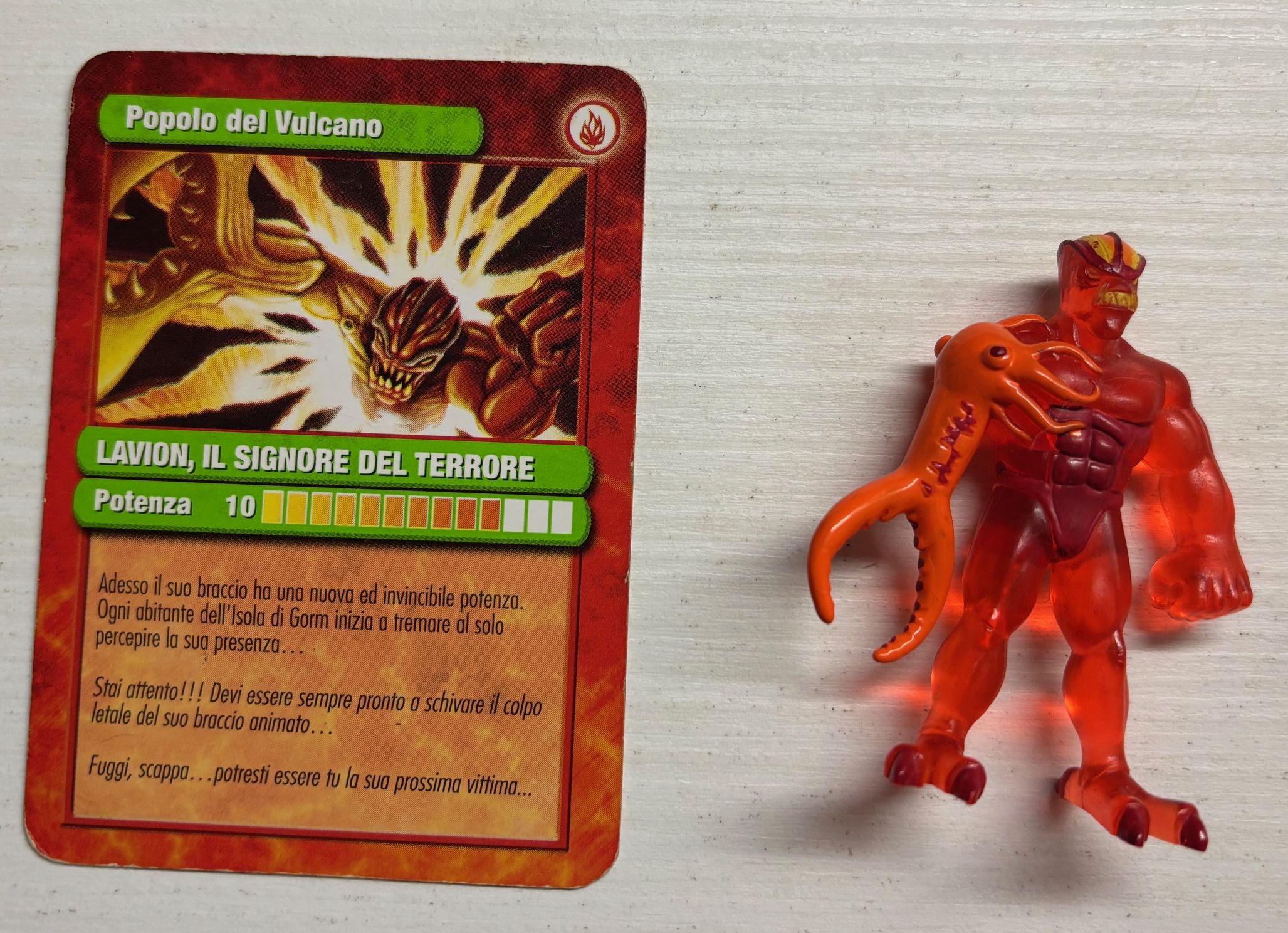 Gormiti Magazine - Lavion il Signore del Male con carta