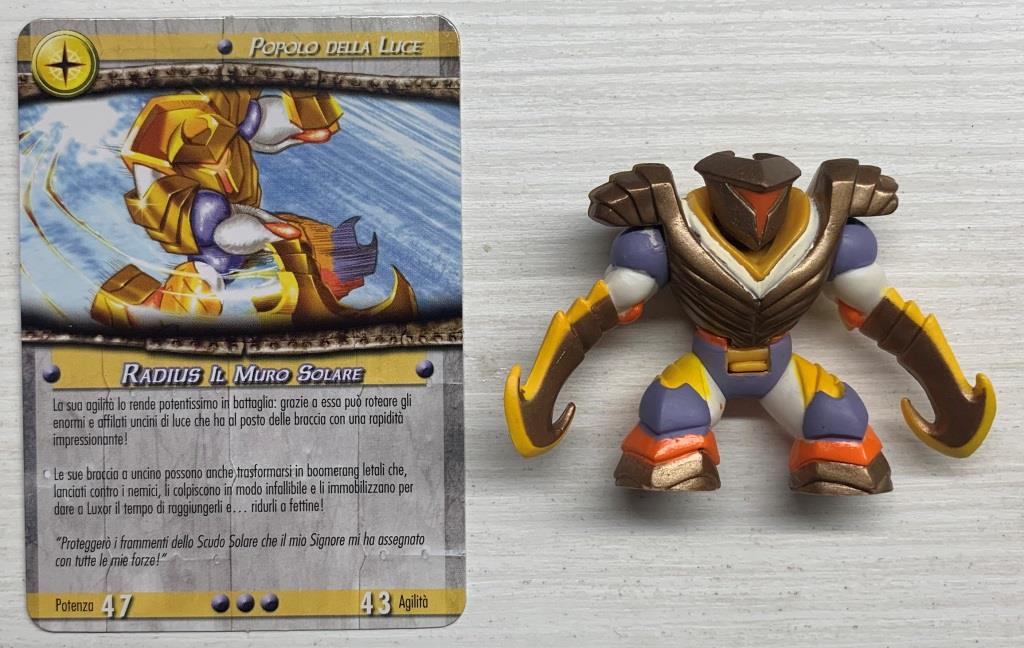 Gormiti Titanium - Radius il Muro Solare con carta