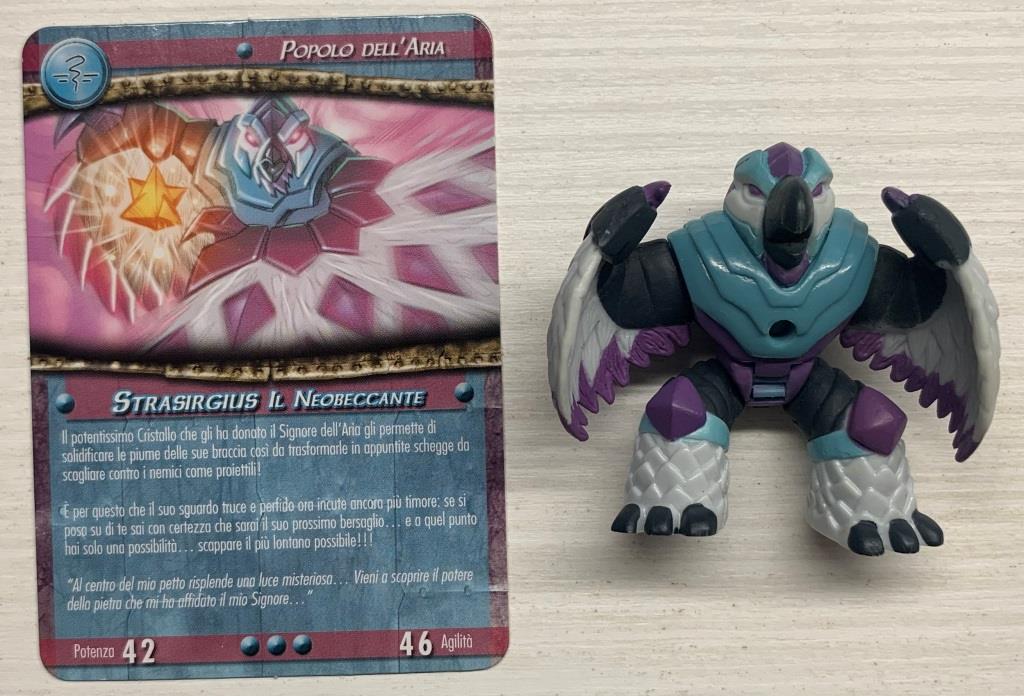 Gormiti Titanium - Strasirgius il Neobeccante con carta